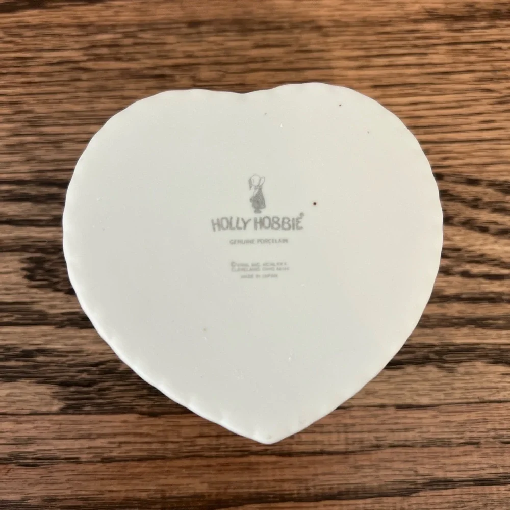 Vintage Holly Hobbie Heart-Shaped Ceramic Trinket Box Friendship Gift Jewelry